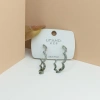 A pair of fashionable and simple earrings and light luxury alloy stud earrings for women Application Scenario